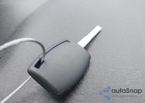 2013 Ford Fiesta Se из США, поврежденный, VIN 3FADP4BJ6DM162203